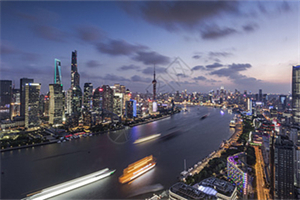**Shanghai Night Tour: A Must-Go for Couples** **Shanghai Night Tour: A Must-Go for Couples**